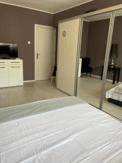 Lucomi's Apartment - Bucharest - 4