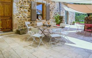 Amazing Home In St-Etienne De Boulogne - Saint-Étienne-de-Boulogne - 6