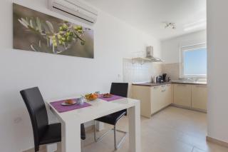 Apartments Quarnero Rabac - Rabac - 1