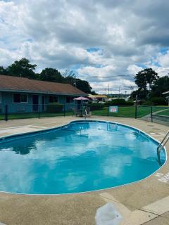 Captain's Lodge Motel - Gloucester - 1
