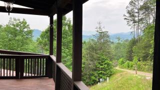 Mistletoe Cabin- Private cabin w views, Hottub, pet friendly - Murphy - 7