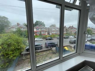 Nharakat Mansion - Southampton - 1