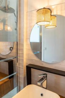 Grand salon, 2 chambres en centre-ville - Vannes - 6