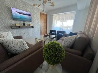 Blue Gem Retreat 3BR Apartment w Modern Amenities - Ensanche Savica de Mendoza - 0
