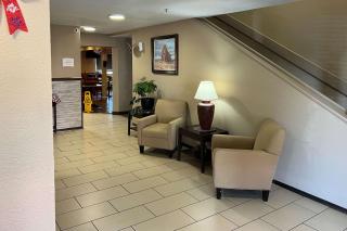 Quality Inn & Suites Farmington - Farmington - 6