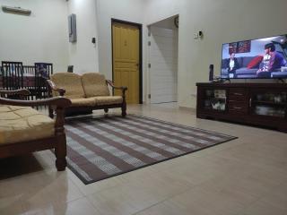 Megat Homestay - Pasir Mas - 4