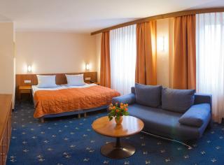 Hotel Rubin - Düsseldorf - 0