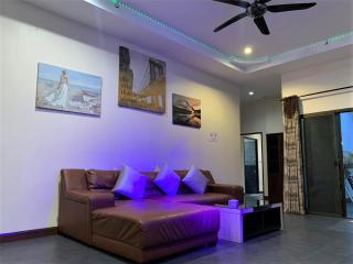Pattaya Harmony Oasis 5BR Pool Villa for Group Getaways - Jomtien Beach - 4