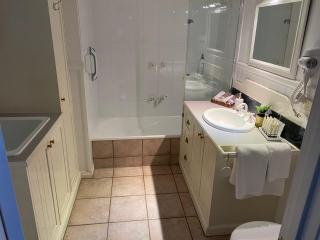 Creek Cottage Bed and Breakfast Traralgon - Traralgon - 4
