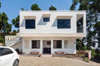 Urbanview Resort Syariah Khansa Cisarua Puncak by RedDoorz - Tagalbato - 3