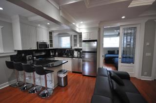 New Luxurious 3 Bedroom Kingsway Castle Suite - 6