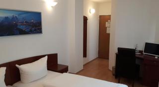 Hotel Aurelia - 4