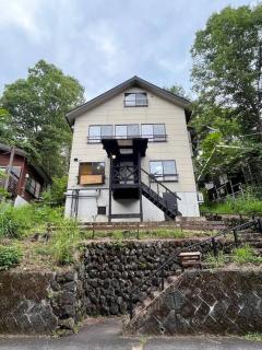 FOREST HOUSE - 9