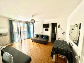Renovated Charming Apt Ideal to visit Paris - Clichy - 0