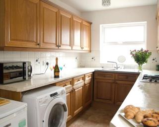 City Centre 4 Bedroom House - Winchester - 9