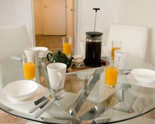 City Centre 4 Bedroom House - Winchester - 4