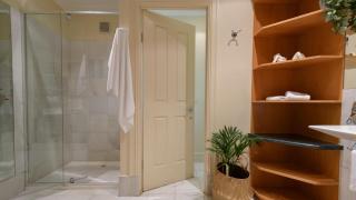 Lakeside Suite 3 - Lake View & Spa Bath - Daylesford - 5