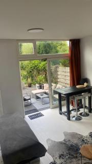 Canal Garden Apartment StayWell Amsterdam - Amesterdão - 7