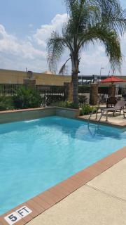 Comfort Suites Seabrook - Kemah - 3
