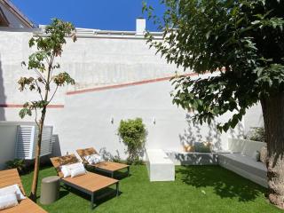 Sitges Spaces Garden Oasis, Near Beach, Renovated - 3