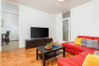 Sunny Aura - beach apartment - with parking - 7
