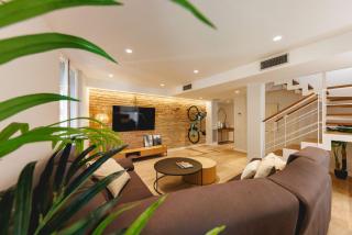 Bravissimo Cort Reial Duplex, Spacious with 3 bedrooms - Girona - 0