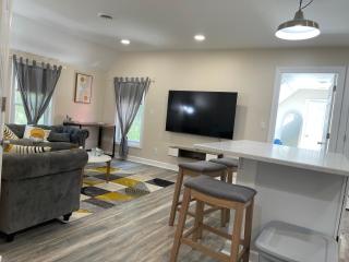 Flushing Centennial Farmhouse - 2