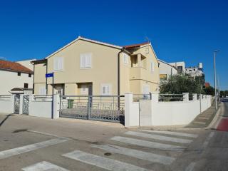 House of 98 m² with three bedrooms, two bathrooms - Vodice - 9