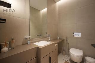 Serviced 2 bedroom with beach access - Dubai - 9