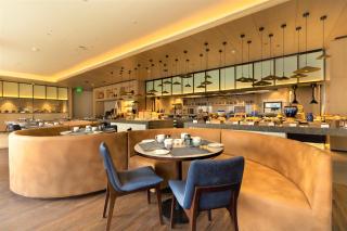 Courtyard by Marriott Vadodara - 6