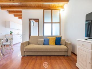 San Domenico Charm Apartment - 3