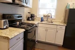 Cute and Cozy Studio - Tampa - 4