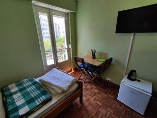 Lisbon twin Room in Penha de Franca Lisbon - Lissabon - 6