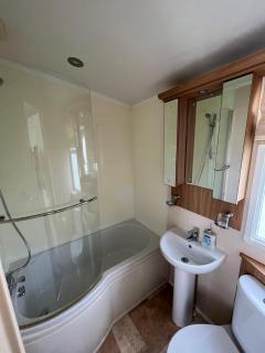 Lovely Caravan With Decking At Manor Park, Near Hunstanton Beach Ref 23034C - Hunstanton - 1