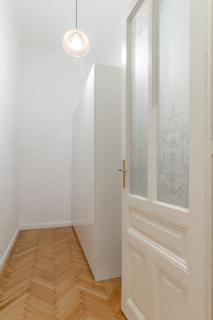Large Luxury Residence Near Townhall & Votivkirche - Vienna - 8