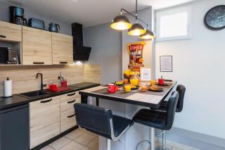 Centre Historique - FREE Parking - Self Checkin - WIFI - INDUSTRIEL - SLEEPNTRIPBEZIERS - Béziers - 3