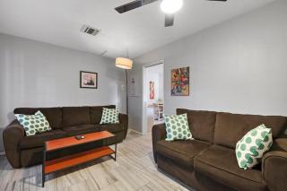 Loma Linda Suites - 2