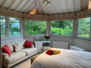 Brookfield Cottage - West Kirby - 0
