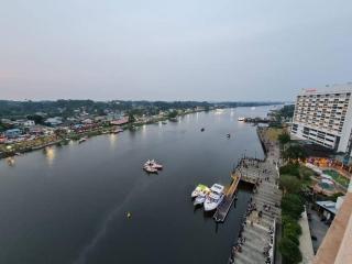 Lovely Waterfront Riverbank Suite with Pool A2 - 3