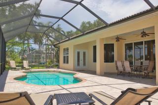 5 bedroom, 3 bath poolhome on gulf access canal - 8