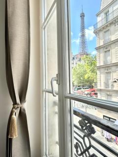 Charming Apartment with Eiffel Tower View - París - 7