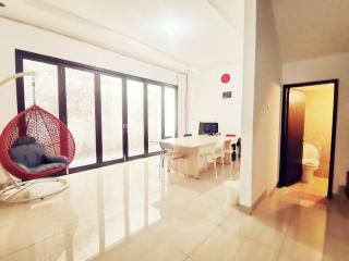 4-Bedroom Home in South Jakarta Nuansa Swadarma Residence by Le Ciel Hospitality - 0