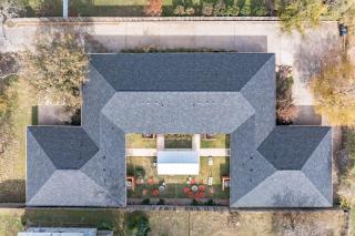 Wanderlust #4 | Hot Tub | Shared Outdoor Space - Fredericksburg - 8