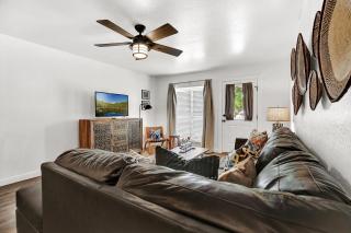 Wanderlust #2 | Hot Tub | Shared Outdoor Space - Fredericksburg - 3