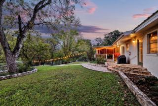 Luxury Lakefront Oasis with Boat Dock-Firepit - McQueeney - 0