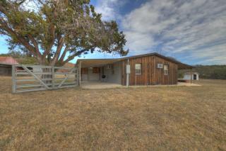 Ohana Ranch Cabin - 12 minutes to Historic Main St - Fredericksburg - 9