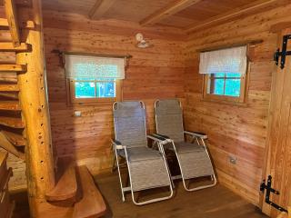 Hiška ob potočku - 4