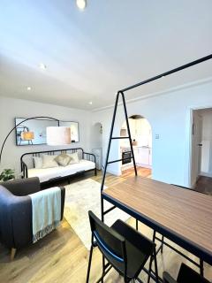 Bright & Spacious 1 bed steps from Hyde Park - Londra - 6