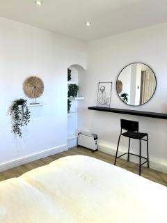 Bright & Spacious 1 bed steps from Hyde Park - Londra - 4