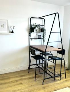 Bright & Spacious 1 bed steps from Hyde Park - Londra - 2
